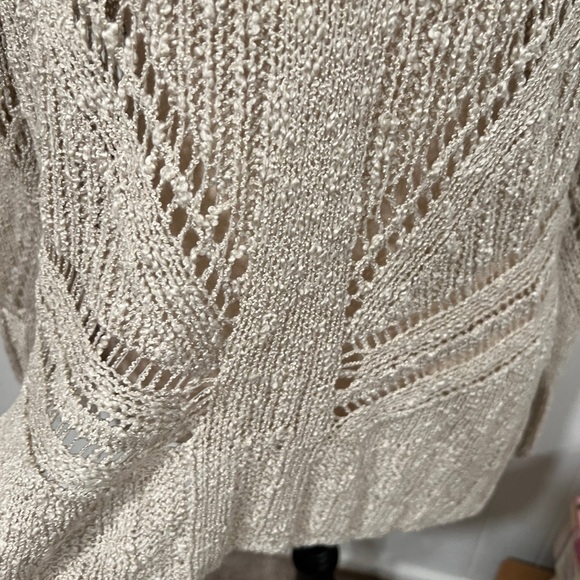 Braeve Anthologies crochet knit v neck with strap sweater tunic top - Picture 7 of 10